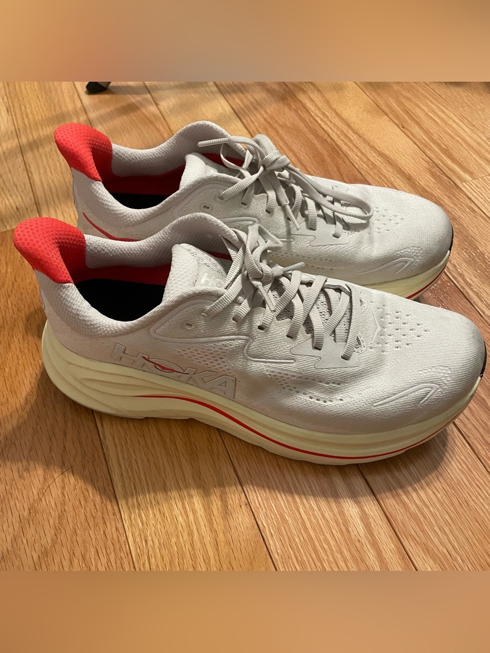 Hoka Women’s Clifton 10 Running Shoes with Box